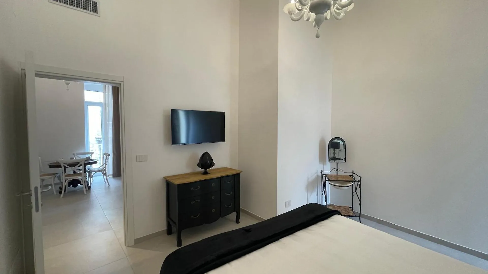 Apartament Palazzo Boccapianola Bari 0*,  Włochy