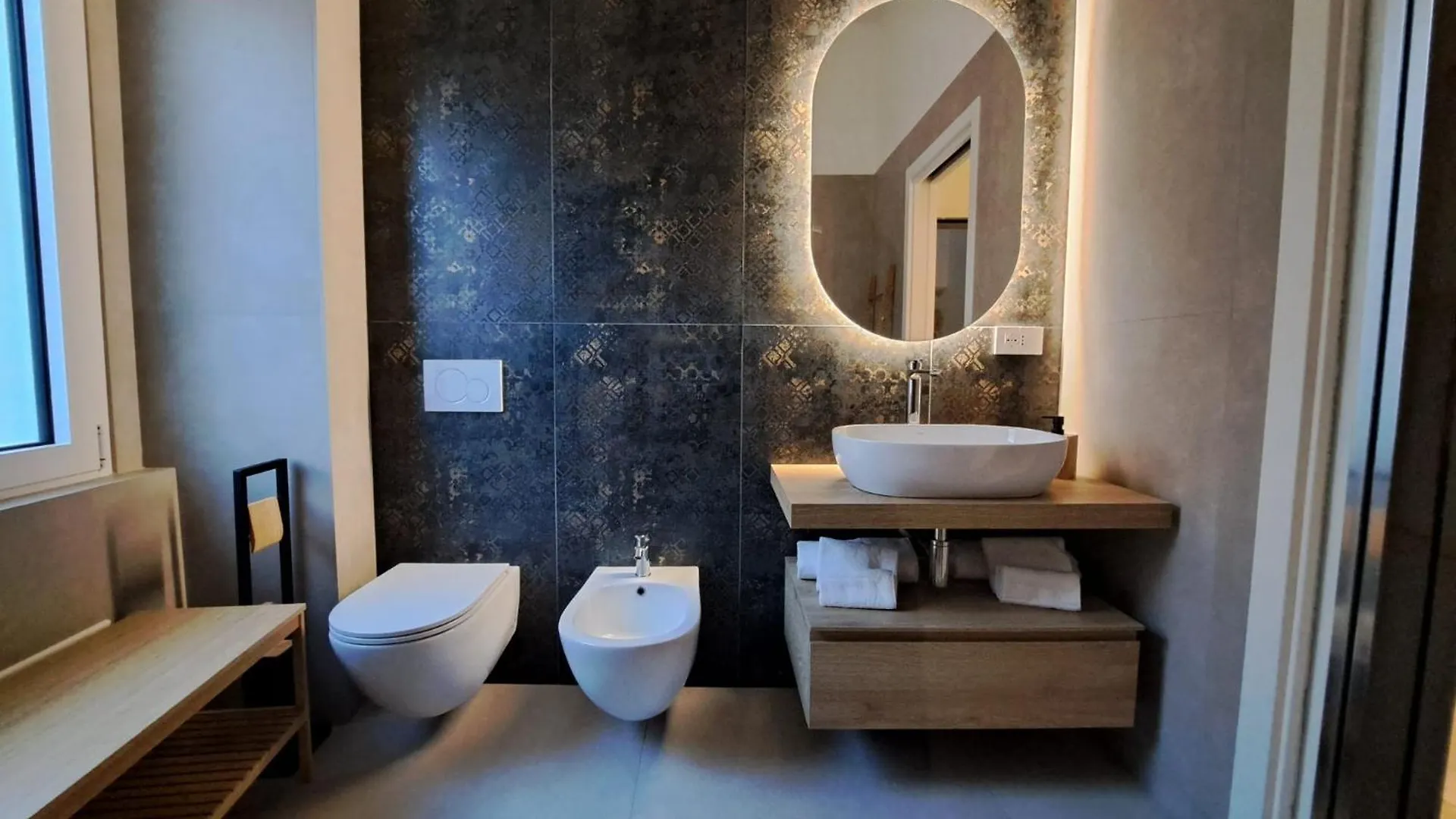 Apartament Palazzo Boccapianola Bari 0*,  Włochy